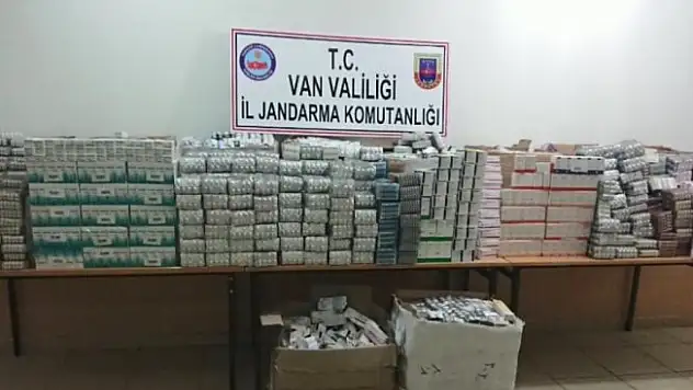 Jandarma'dan Van'da İlaç Operasyonu! 35 bin 652 Tablet İlaç Yakalandı!