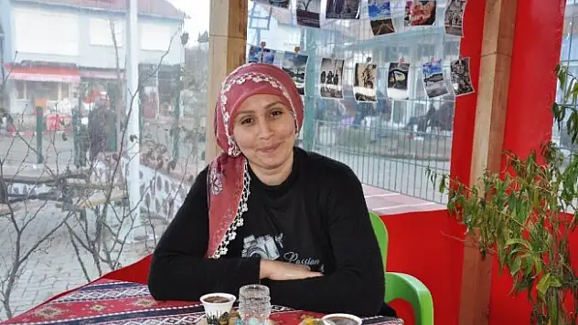 Kafe işletmecisinin fotoğraf sevdası