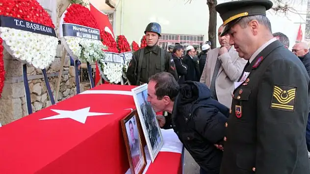 Karamanlı şehit son yolculuğuna uğurlandı