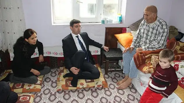 Kaymakam Kırlı'nın ev ziyaretleri devam ediyor