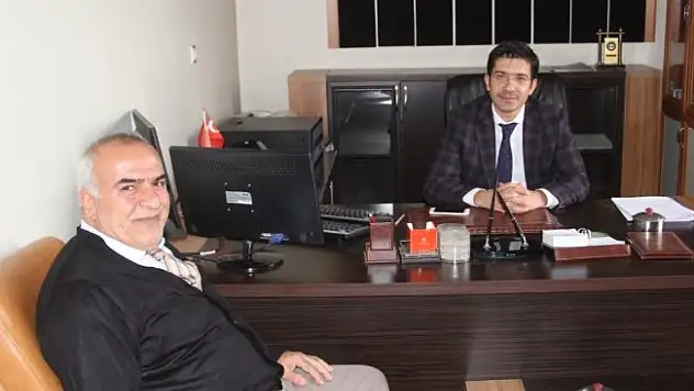 Kaymakam Öztürk'ten Müdür Akdeniz'e ziyaret