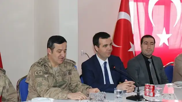 Kaymakam Vardar, güvenlik korucularıyla bir araya geldi