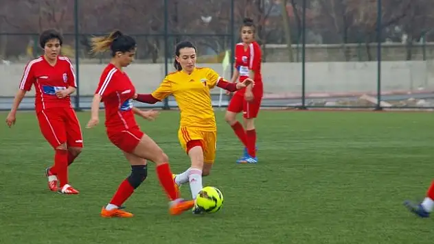 Malatya Bayanlarspor haftayı 1 puanla kapattı