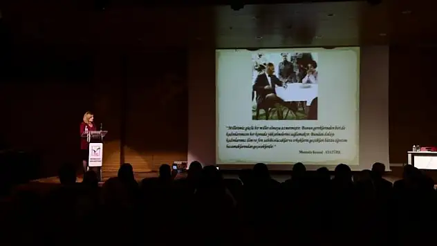 Manavgat'ta 'Kadınlar Edebiyat Durağında' projesi başladı