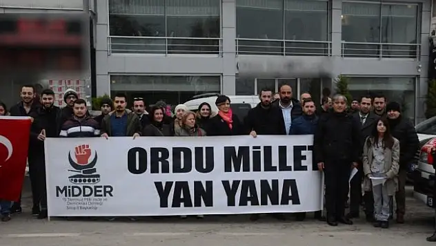 Mehmetçiklere destek için yola çıktılar