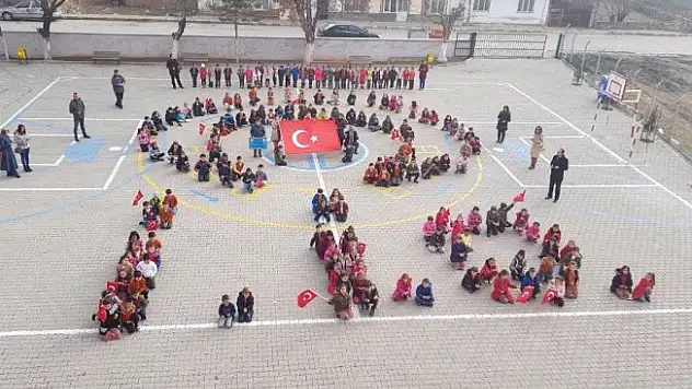 Minik ellerden Afrin için zafer duası