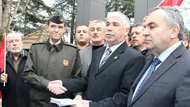 Muhtarlardan mehterli askerlik başvurusu