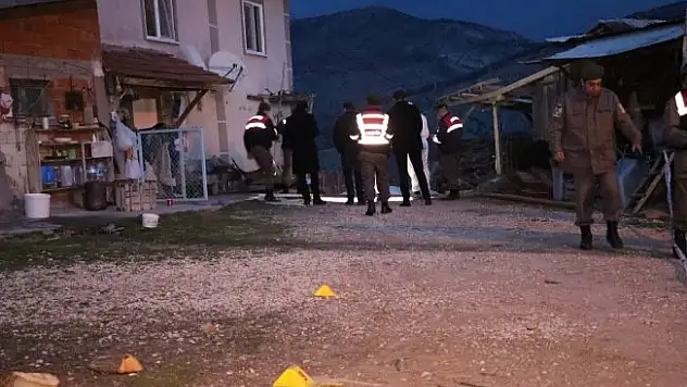 Odunluk kavgasında bir aile katledildi