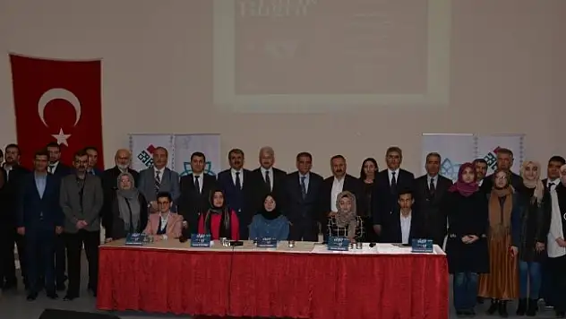 Öğrenciler Tarık Buğra'yı anlattı