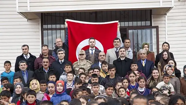 Öğrencilerden Afrin'e destek mektubu