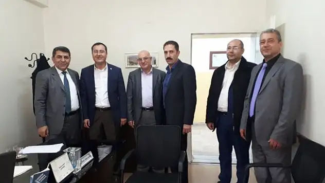 Öner: 'Yokluğu, samimiyetle varlığa çevirenleriz'