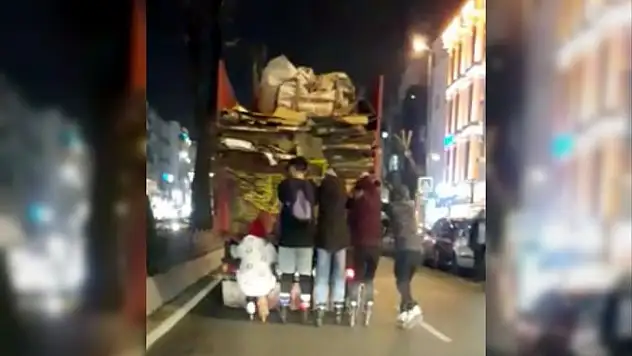 (Özel Haber) Patenli gençlerin tehlikeli yolcuğu kamerada