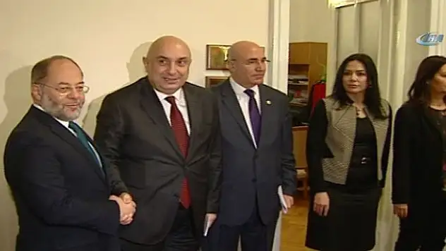 Recep Akdağ CHP'yi ziyaret etti