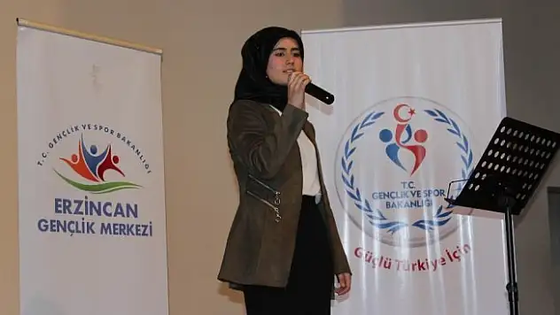 Şiir okuma yarışması il birinciliği düzenlendi