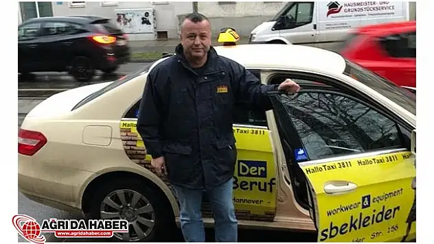 Taksi'de Unutulan 114 Bin 800 Euro Sahibine Teslim Edildi