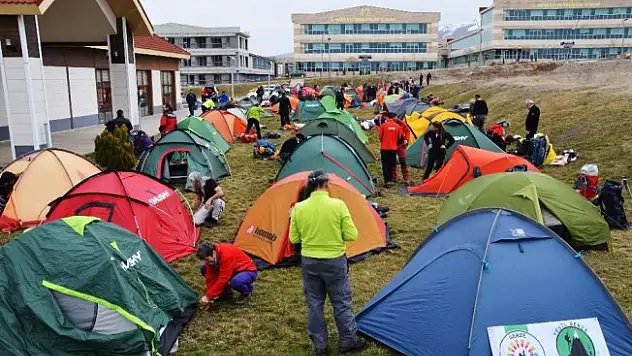 TDF sporcuları eğitim için Muş'a geldi