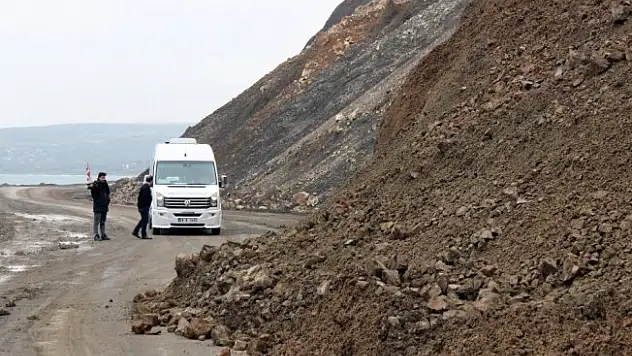 Tekirdağ-Şarköy karayolunda heyelan