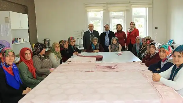 Tekstil sektörüne yetişmiş elaman kazandırılıyor