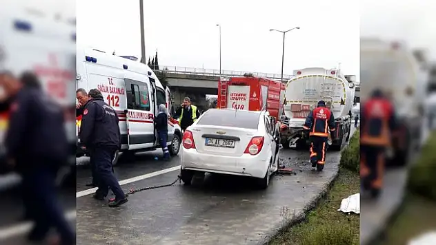 TEM'de feci kaza: 1 ölü, 1 ağır yaralı