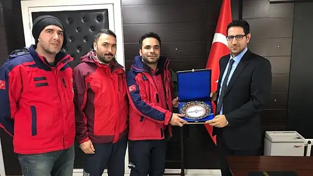 UMKE-DER'den Dr. Gür'e ziyaret