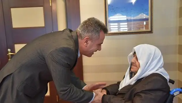 Vali Elban şehit yakınları ve gazilerle buluştu
