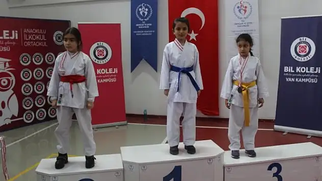 Van'da karate müsabakası