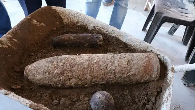 100 yıllık top mermisi bulundu