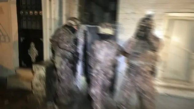 4 PKK'lı terörist hücre evinde etkisiz hale getirildi