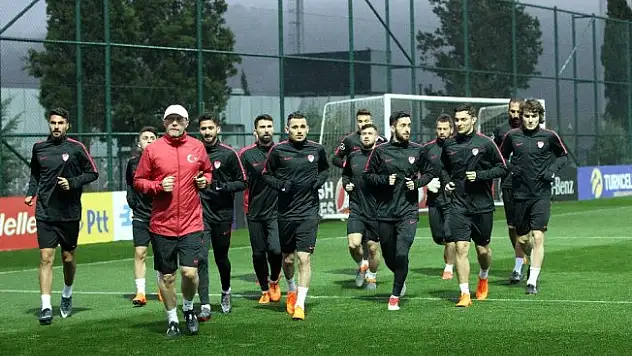 A Milliler Riva'da toplandı