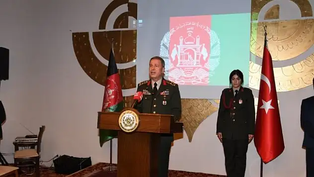 Afganistan Silahlı Kuvvetler Günü kutlandı
