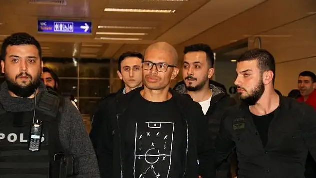 Alex De Souza İstanbul'da