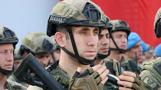 Amanos şehidini silah arkadaşları uğurladı