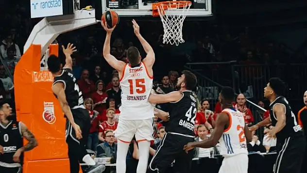 Anadolu Efes deplasmanda yenildi