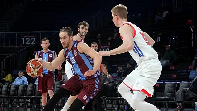 Anadolu Efes Trabzon'u devirdi