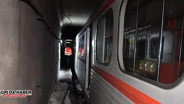 Ankara'da Metro Kazası! Tüm Seferler İptal!