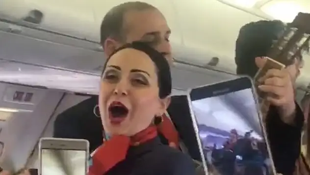 Antalya-Berlin uçağında müthiş sürpriz
