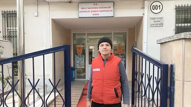 Askere gidebilmek için 42 kilo zayıfladı