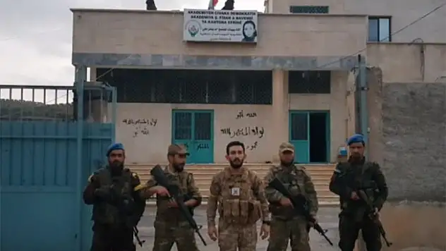Badelli köyü alındı: ÖSO'ya sevgi gösterisi