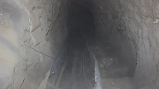 Bafilyun Dağındaki tüneller görüntülendi