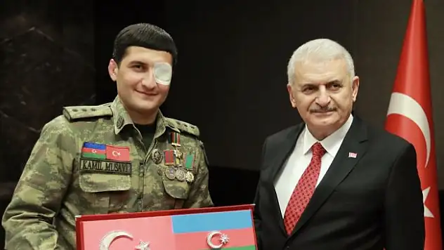 Başbakan Yıldırım Karabağ gazisiyle görüştü