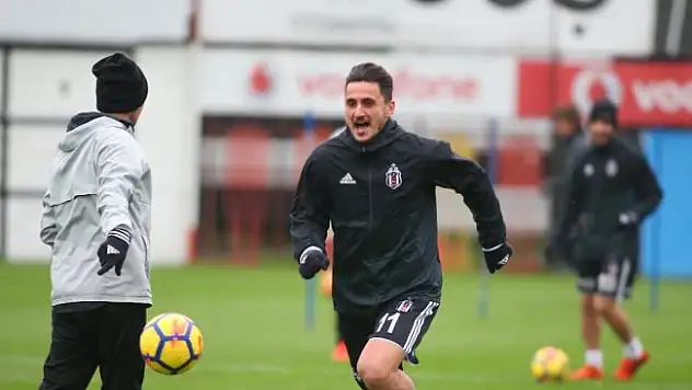 Beşiktaş 11 eksikle çalıştı