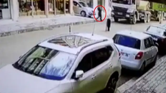 Beton mikserinin çarptığı adam hayatını kaybetti
