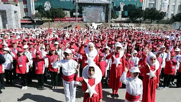 Bin 380 çocuk işaret diliyle okudu: Rekor geldi !