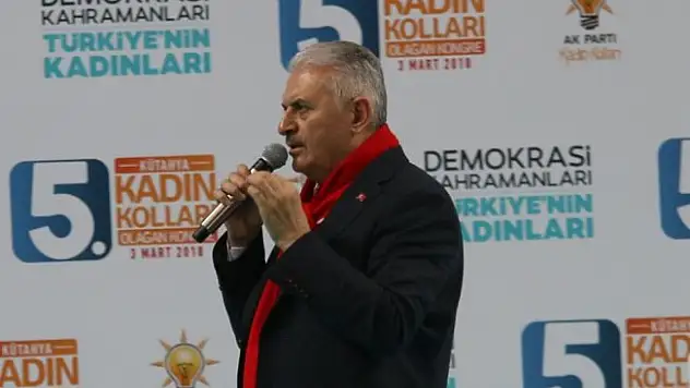 'Bizi terör örgütleriyle terbiye edeceğini sananlar...'