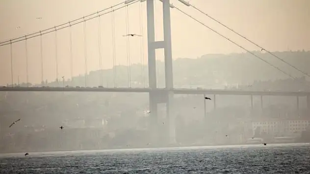 Boğaz'da vapur seferlerine sis engeli