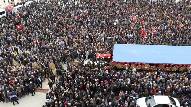 Burdur şehidini uğurladı