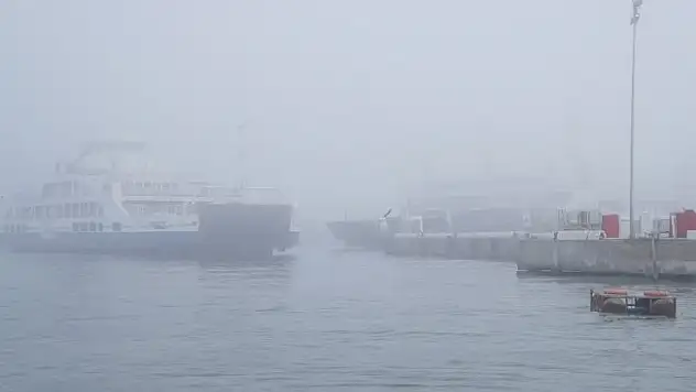 Çanakkale Boğazı sis sebebiyle kapatıldı