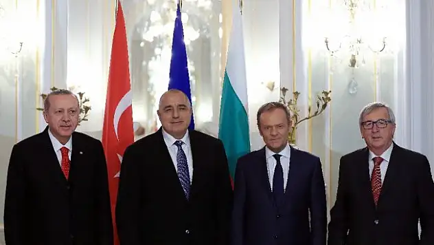 Cumhurbaşkanı Erdoğan aile fotoğrafında