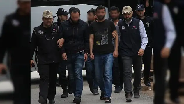 DEAŞ'tan sakalını kesenlere işkence