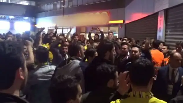 Derbi sonrası arbede